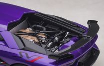 AUTOart  Lamborghini Lamborghini Aventador SVJ - VIOLA PASIFAE - Red Matt