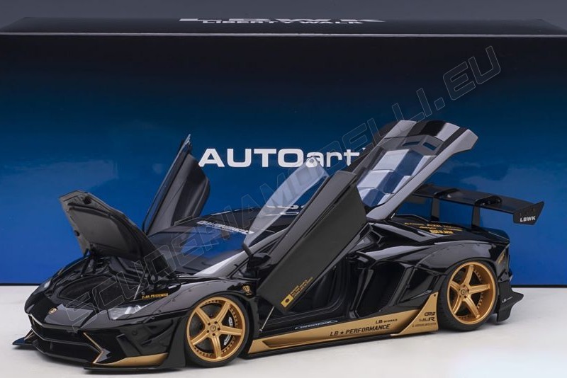 MG Model 1/18 MansoryAventador LP700-