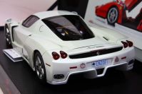 BBR Models 2004 Ferrari FERRARI F140 ENZO - WHITE MICALIZZATO - Pearl White