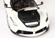 BBR Models  Ferrari Ferrari LaFerrari Aperta - BIANCO ITALIA MET - Red Matt