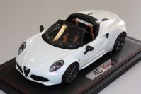 BBR Models 2014 Alfa Romeo Alfa Romeo 4C Spider - PEARL WHITE METALIC - Fuji White