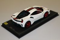 BBR Models  Ferrari Ferrari 488 PISTA - ONE OFF GUCCI VERSION - White / Green