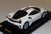 BBR Models  Ferrari Ferrari 488 Pista - BIANCO ITALIA MET - 32/32 White