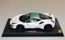 BBR Models  Ferrari Ferrari 488 PISTA - ITALIAN WHITE / GREEN - White / Green