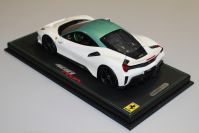 BBR Models  Ferrari Ferrari 488 PISTA - ITALIAN WHITE / GREEN - White / Green