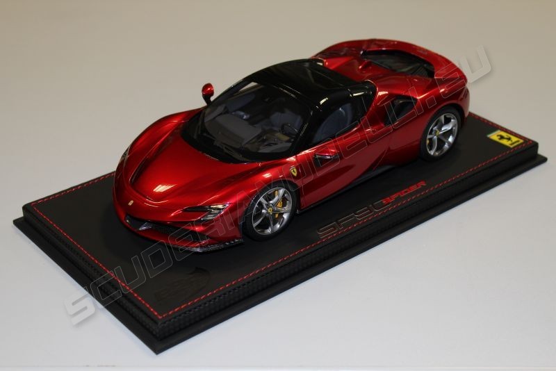 BBR Models  Ferrari Ferrari SF90 Spider Closed Roof - ROSSO FUOCO / BLACK - Red Metallic