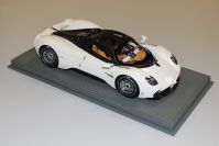 BBR Models  Pagani #    Pagani Utopia - PEARL WHITE - Pearl White