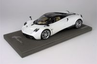 BBR Models 2011 Pagani Pagani Huayra Geneve 2010 - PEARL WHITE - Pearl White / Carbon