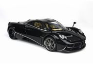 BBR Models  Pagani Pagani Huayra - BLACK MICA - Black