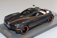 BBR Models  Pagani Pagani Huayra Japan Edition - FULL CARBON / ORANGE- #01/50 Carbon Fibre