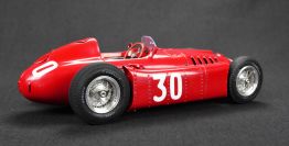 CMC Exclusive 1955 Lancia Lancia / Ferrari D50 #30 - RED - Red