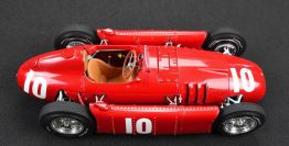 CMC Exclusive 1955 Lancia Lancia / Ferrari D50 #10 - RED - Red