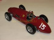 Exoto 1952 Ferrari 1952 - Ferrari 500 F2 - #15 GP Silverstone - Red Vintage