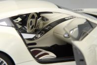 FrontiArt 2009 Aston Martin Aston Martin ONE-77 - BIANCO VENATO MET - WHITE - Pearl White
