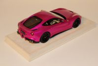 MR Collection 2012 Ferrari Ferrari F12 Berlinetta - PINK FLASH - Pink Metallic