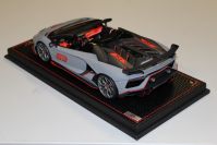 MR Collection  Lamborghini Lamborghini SVJ Roadster #63 - GREY MATT - Red Matt