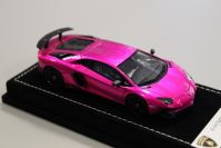 Looksmart  Lamborghini 43 Lamborghini Aventador LP750-4 SMALL SV - PINK FLASH - Pink Flash