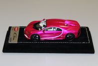 Looksmart  Bugatti 43 Bugatti Chiron - PINK FLASH - Pink Flash