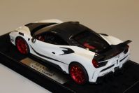 Mansory  Mansory Mansory 4XX Siracusa - PEARL WHITE / USA - #08/08 Red Matt