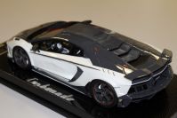Mansory  Lamborghini Mansory Carbonado GT - WHITE / CARBON White / Carbon