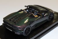 MR Collection 2015 Lamborghini Lamborghini Huracan Spyder - CHAMELEON SILVER / GREEN - Red Matt