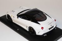 MR Collection 2010 Ferrari Ferrari 599 GTO - WHITE FUJI MATT / BLACK GLOSS ROOF - Fuji White Matt