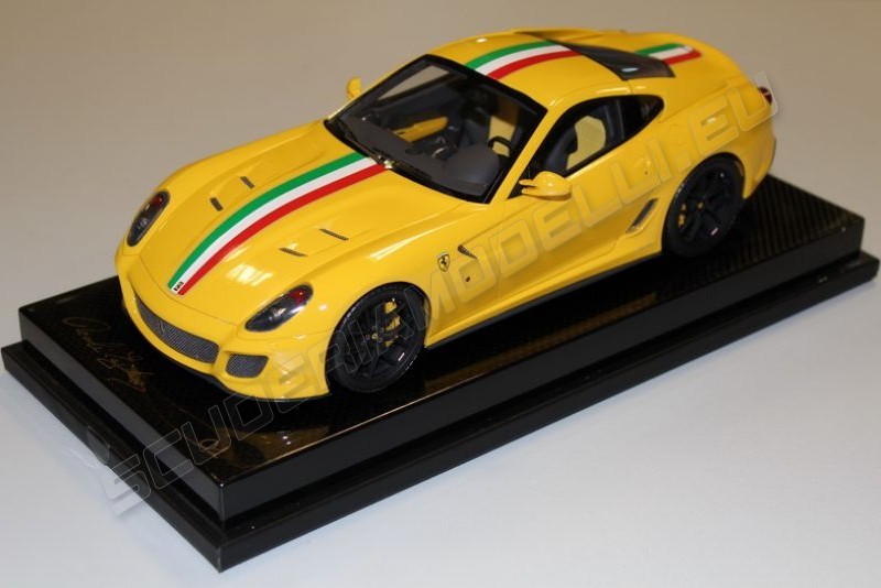 MR Collection 2010 Ferrari Ferrari 599 GTO ITALIA - YELLOW MODENA - CARBON SIGNATURE - Yellow