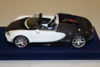 MR Collection  Bugatti Bugatti Veyron Vitesse - WHITE  CARBONIUM - White / Carbon