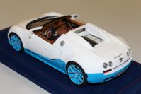 MR Collection  Bugatti ugatti Vitesse Special Edition - WHITE / BLUE White / Blue