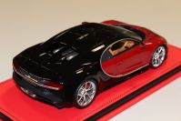 MR Collection 2016 Bugatti Bugatti Chiron - BLACK / ITALIAN RED - Red / Black