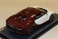 MR Collection  Bugatti Bugatti Chiron - RED CARBON / GLACIER - Red / White