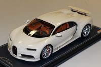 MR Collection  Bugatti Bugatti Chiron - COFFEE WHITE - Red Matt