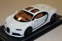 MR Collection  Bugatti Bugatti Chiron SKY View - GLACIAR WHITE Red Matt