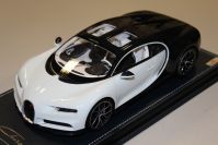 MR Collection  Bugatti Bugatti Chiron SKY View - WHITE / LAKE BLUE MET -- White / Blue