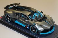 MR Collection  Bugatti Bugatti DIVO - SPECIAL LIVERY - Grey Matt Metallic