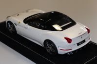 MR Collection 2014 Ferrari Ferrari California T - BIANCO ITALIA - White