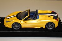 MR Collection 2014 Ferrari Ferrari 458 Speciale A - GIALLO TRISTRATTO - Yellow Tristrato