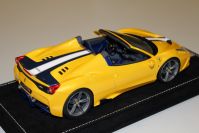 MR Collection 2014 Ferrari Ferrari 458 Speciale A - GIALLO TRISTRATTO - Yellow Tristrato