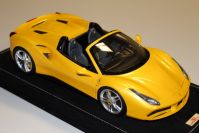 MR Collection 2015 Ferrari Ferrari 488 Spyder - GIALLO TRISTRATO - Yellow Tristrato