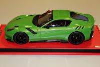 MR Collection 2015 Ferrari Ferrari F12 TDF - HY-KERS GREEN - Green