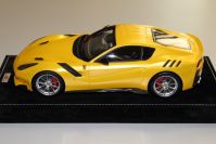 MR Collection 2015 Ferrari Ferrari F12 TDF - GIALLO TRISTRATO - Yellow Tristrato