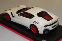 MR Collection  Ferrari Ferrari F12 TDF - FUJI WHITE / RED WHEELS - Fuji White