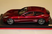 MR Collection 2016 Ferrari Ferrari GTC4 LUSSO - ROSSO CALIFORNIA - Red Matt