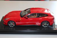 MR Collection 2016 Ferrari Ferrari GTC4 LUSSO - ROSSO CORSA / LUXURY - Rosso Corsa