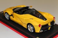 MR Collection 2016 Ferrari Ferrari LaFerrari Aperta - GIALLO TRISTRATO - Yellow