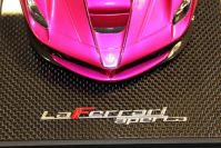 MR Collection  Ferrari Ferrari LaFerrari Aperta - PINK FLASH - Luxury Pink Flash