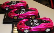 MR Collection  Ferrari LaFerrari Aperta - PINK FLASH / SILVER - ONE OFF - Pink Flash