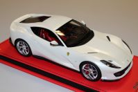 MR Collection 2017 Ferrari Ferrari 812 Superfast - FUJI WHITE PEARL - Fuji White