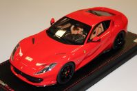 MR Collection 2017 Ferrari Ferrari 812 Superfast - ROSSO SCUDERIA - Scuderia Red