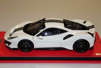 MR Collection  Ferrari Ferrari 488 Pista - BIANCO AVUS - White Avus